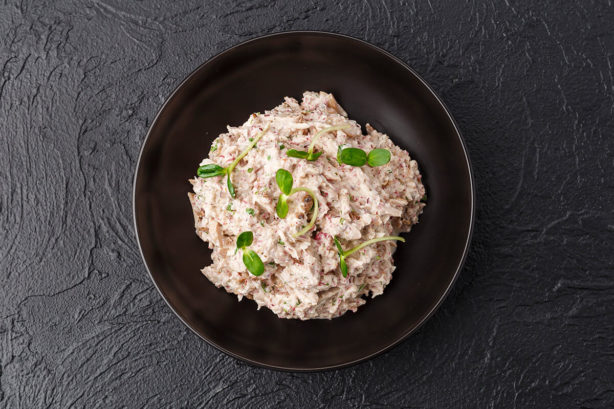 Салат с цыплёнком по-грузински 1,2 кг